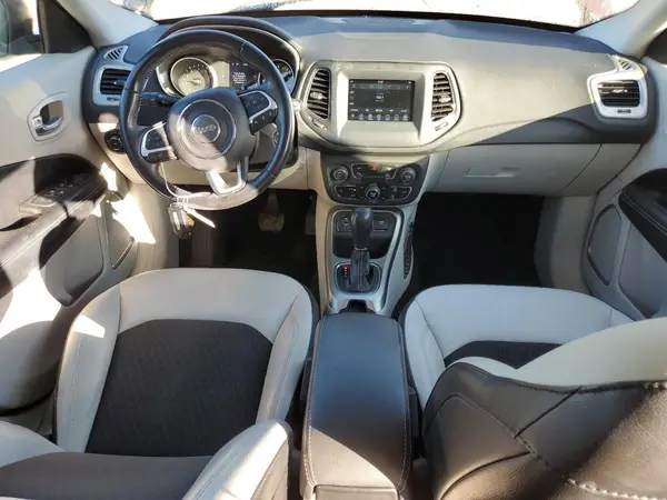 3C4NJCBB7LT248854 2020 JEEP COMPASS - Image 8