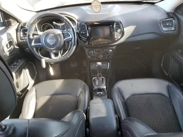 3C4NJCBB7LT257392 2020 JEEP COMPASS - Image 8