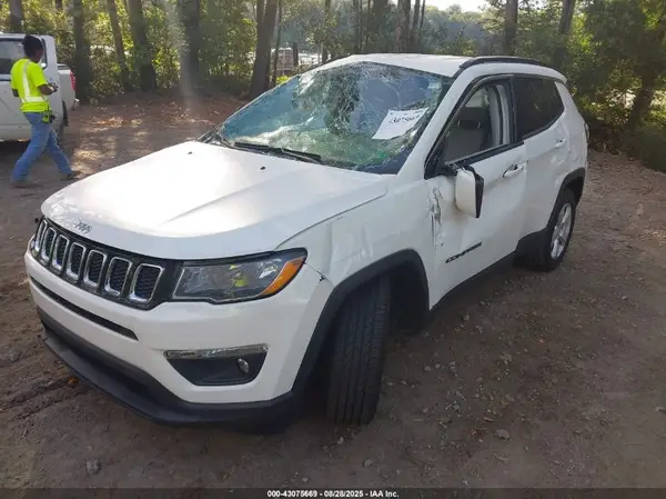 3C4NJCBB7MT502287 2021 JEEP COMPASS - Image 2