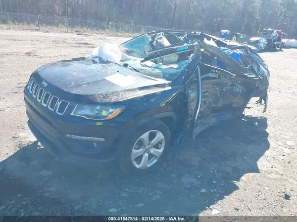 3C4NJCBB7MT526833 2021 JEEP COMPASS - Image 2
