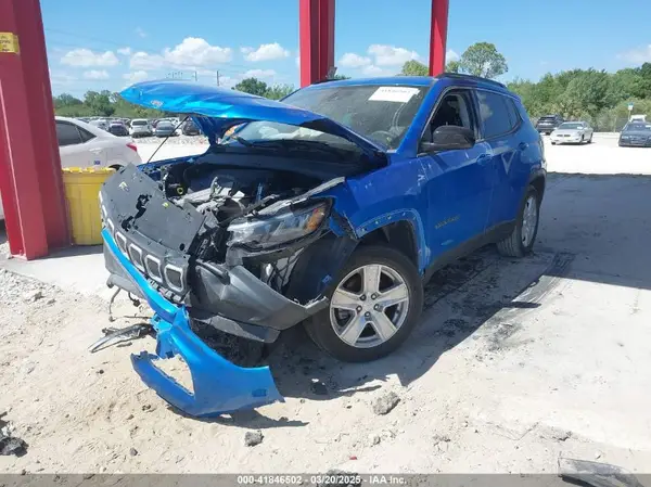 3C4NJCBB7NT119404 2022 JEEP COMPASS - Image 2