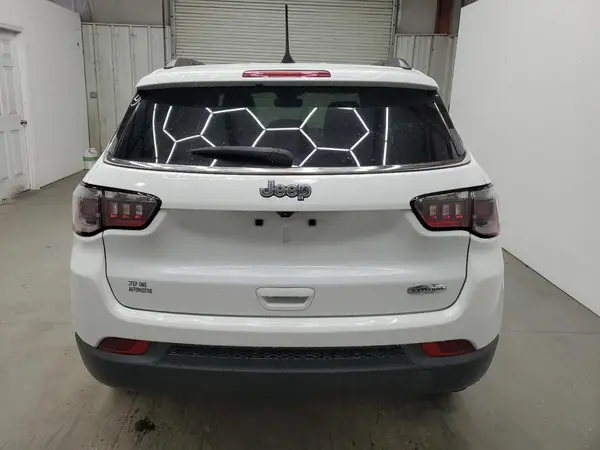 2022 JEEP COMPASS auction photo 6