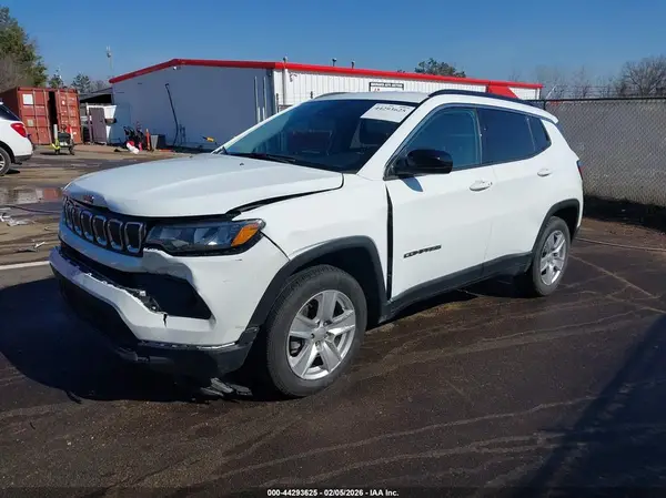 3C4NJCBB7NT162737 2022 JEEP COMPASS - Image 2