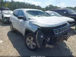 3C4NJCBB7NT229675 2022 JEEP COMPASS