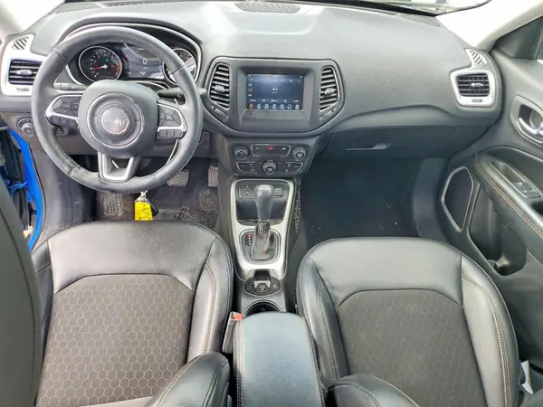 3C4NJCBB8HT629507 2017 JEEP COMPASS - Image 8