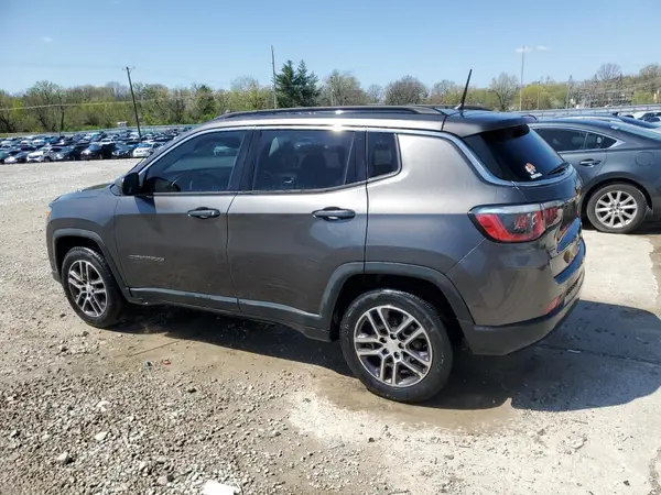 3C4NJCBB8HT653337 2017 JEEP COMPASS - Image 2