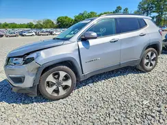 3C4NJCBB8JT105716 2018 JEEP COMPASS