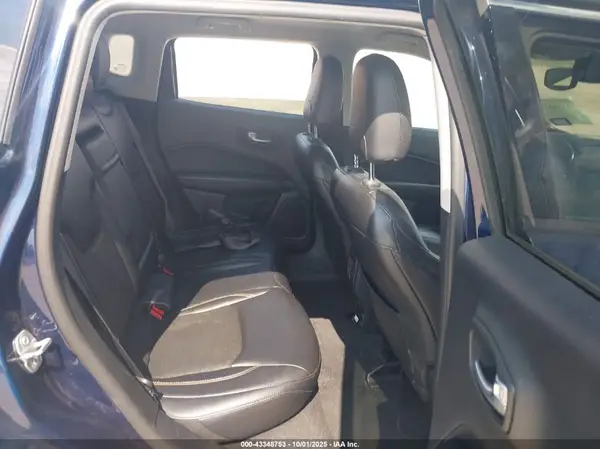 3C4NJCBB8JT124475 2018 JEEP COMPASS - Image 8