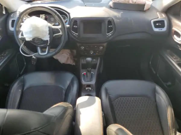 3C4NJCBB8JT166208 2018 JEEP COMPASS - Image 8