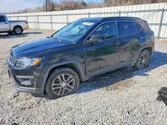 3C4NJCBB8JT169657 2018 JEEP COMPASS