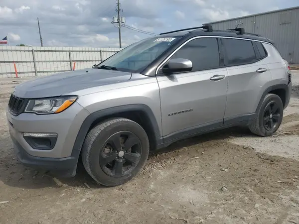 3C4NJCBB8JT181968 2018 JEEP COMPASS - Image 1