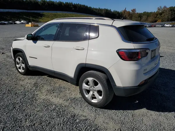 3C4NJCBB8JT194123 2018 JEEP COMPASS - Image 2