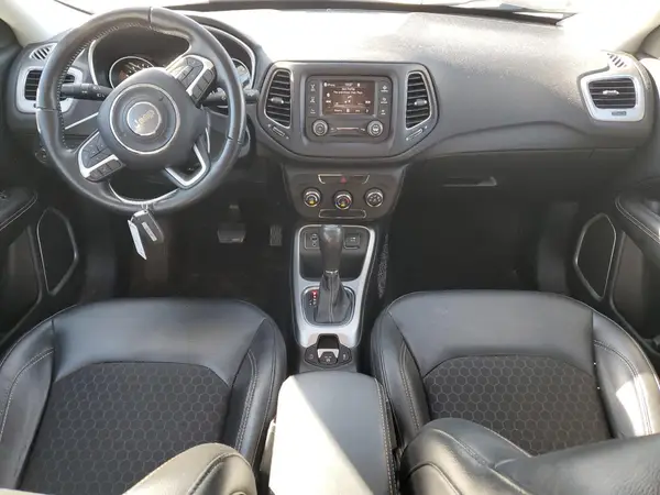 3C4NJCBB8JT194123 2018 JEEP COMPASS - Image 8