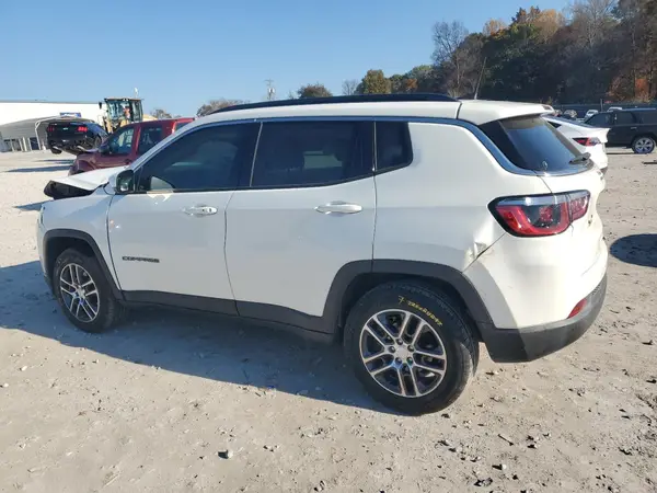 3C4NJCBB8JT226052 2018 JEEP COMPASS - Image 2