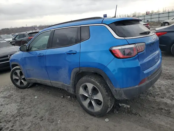 3C4NJCBB8JT235284 2018 JEEP COMPASS - Image 2