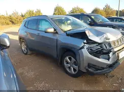 3C4NJCBB8JT241067 2018 JEEP COMPASS