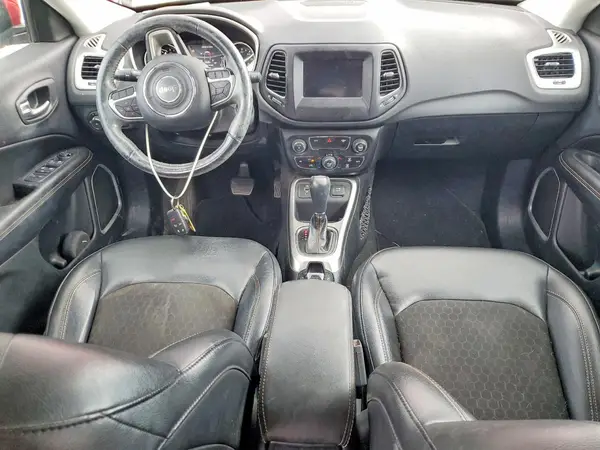 3C4NJCBB8JT266566 2018 JEEP COMPASS - Image 8