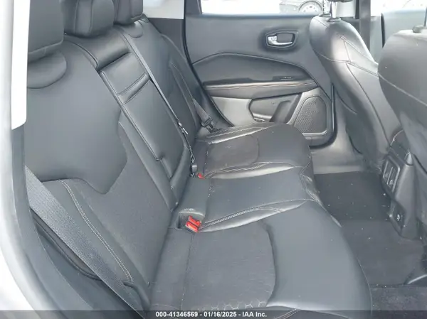 3C4NJCBB8JT272416 2018 JEEP COMPASS - Image 8