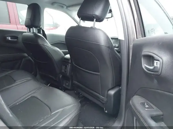 3C4NJCBB8JT287188 2018 JEEP COMPASS - Image 8