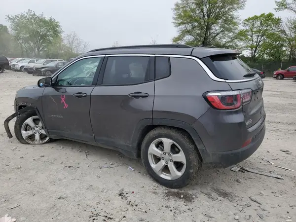 3C4NJCBB8JT287353 2018 JEEP COMPASS - Image 2