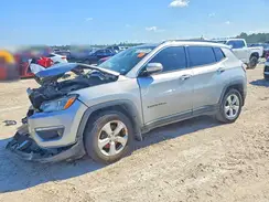 3C4NJCBB8JT293167 2018 JEEP COMPASS