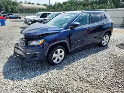 3C4NJCBB8JT301820 2018 JEEP COMPASS