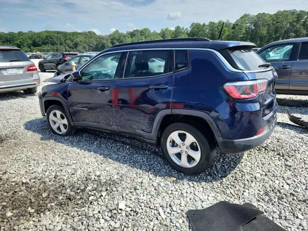 3C4NJCBB8JT301820 2018 JEEP COMPASS - Image 2