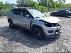 3C4NJCBB8JT368109 2018 JEEP COMPASS