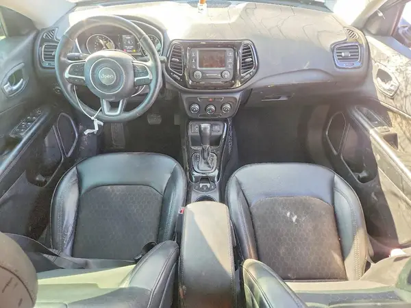 3C4NJCBB8JT408253 2018 JEEP COMPASS - Image 8