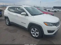 3C4NJCBB8JT410908 2018 JEEP COMPASS