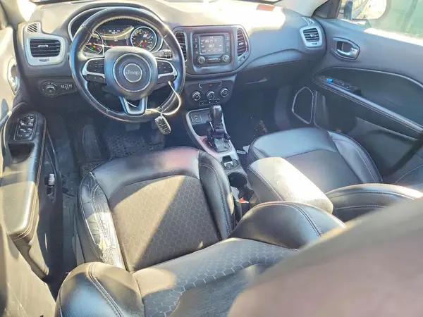 3C4NJCBB8JT411850 2018 JEEP COMPASS - Image 8
