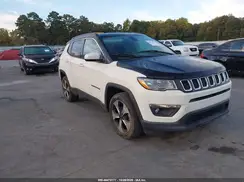 3C4NJCBB8JT425098 2018 JEEP COMPASS