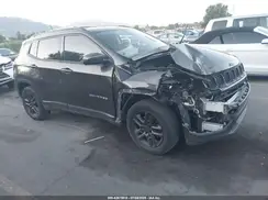 3C4NJCBB8JT425389 2018 JEEP COMPASS