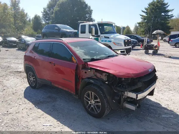 3C4NJCBB8JT461809 2018 JEEP COMPASS - Image 1