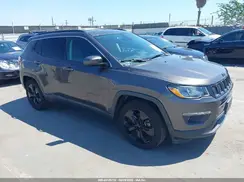 3C4NJCBB8JT466380 2018 JEEP COMPASS