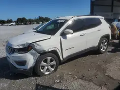 3C4NJCBB8JT471398 2018 JEEP COMPASS