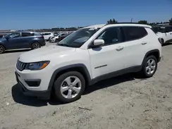 3C4NJCBB8JT495295 2018 JEEP COMPASS