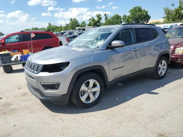 3C4NJCBB8JT503203 2018 JEEP COMPASS - Image 1
