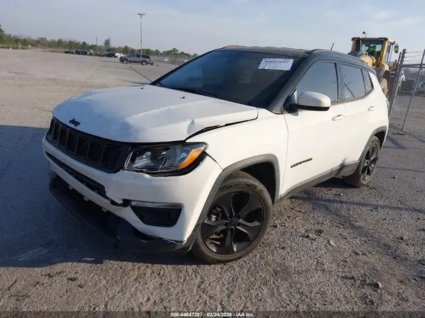 3C4NJCBB8KT612892 2019 JEEP COMPASS - Image 2