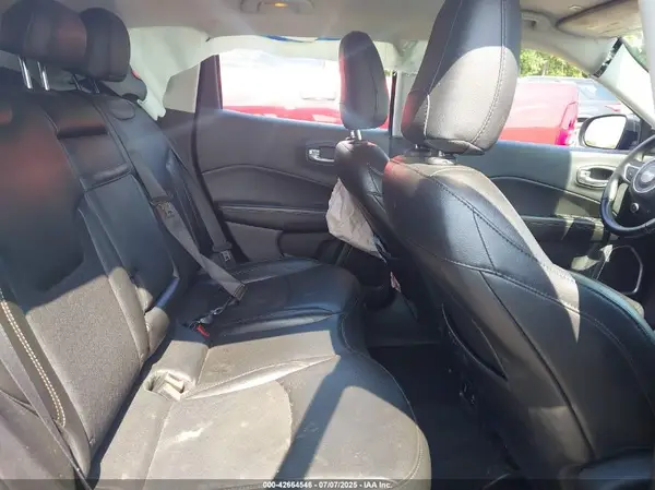 3C4NJCBB8KT616313 2019 JEEP COMPASS - Image 8
