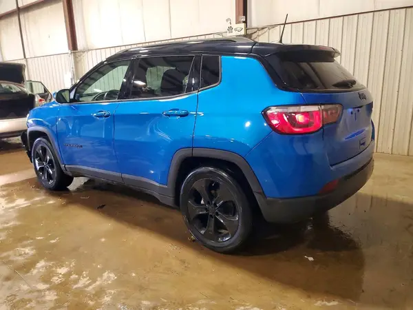 3C4NJCBB8KT618661 2019 JEEP COMPASS - Image 2