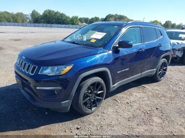 3C4NJCBB8KT652003 2019 JEEP COMPASS - Image 2
