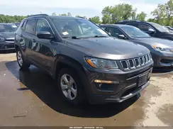 3C4NJCBB8KT658206 2019 JEEP COMPASS