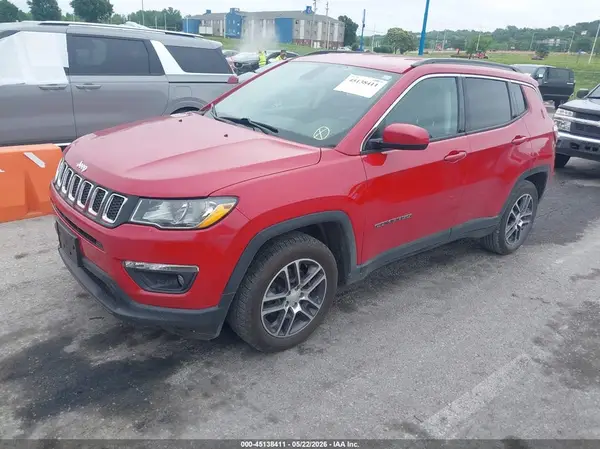 3C4NJCBB8KT706190 2019 JEEP COMPASS - Image 2