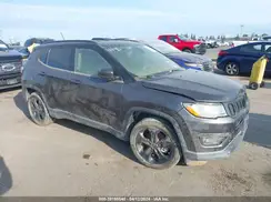 3C4NJCBB8KT726956 2019 JEEP COMPASS