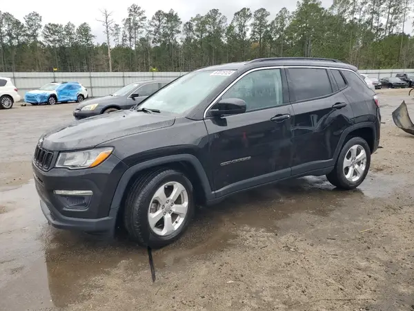 3C4NJCBB8KT772853 2019 JEEP COMPASS - Image 1