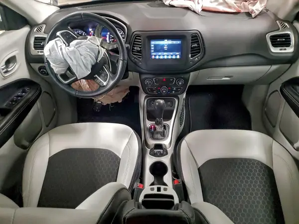 3C4NJCBB8KT834655 2019 JEEP COMPASS - Image 8