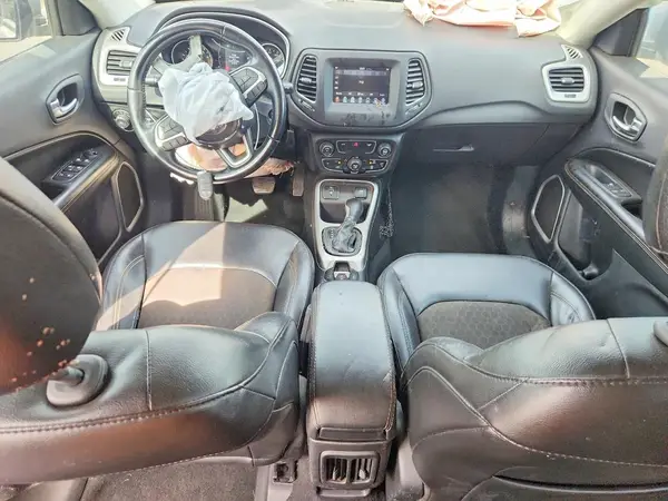 3C4NJCBB8KT835255 2019 JEEP COMPASS - Image 8