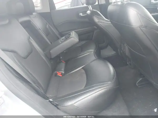 3C4NJCBB8LT105248 2020 JEEP COMPASS - Image 8