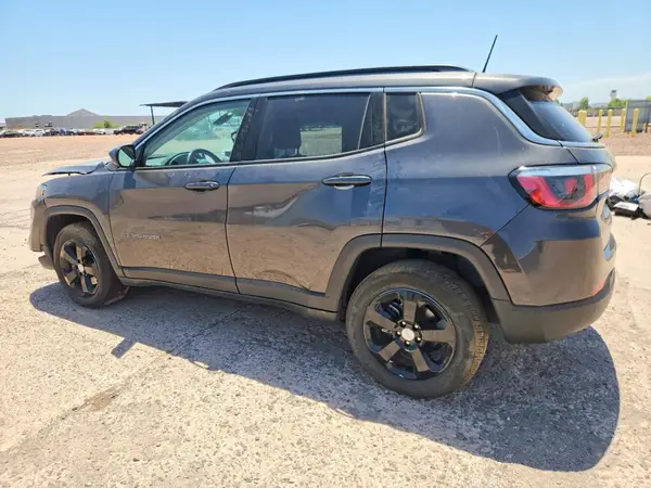 3C4NJCBB8LT130358 2020 JEEP COMPASS - Image 2